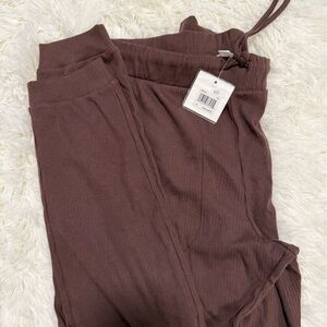 Splendid brown lounge joggers size medium buttery soft NWT